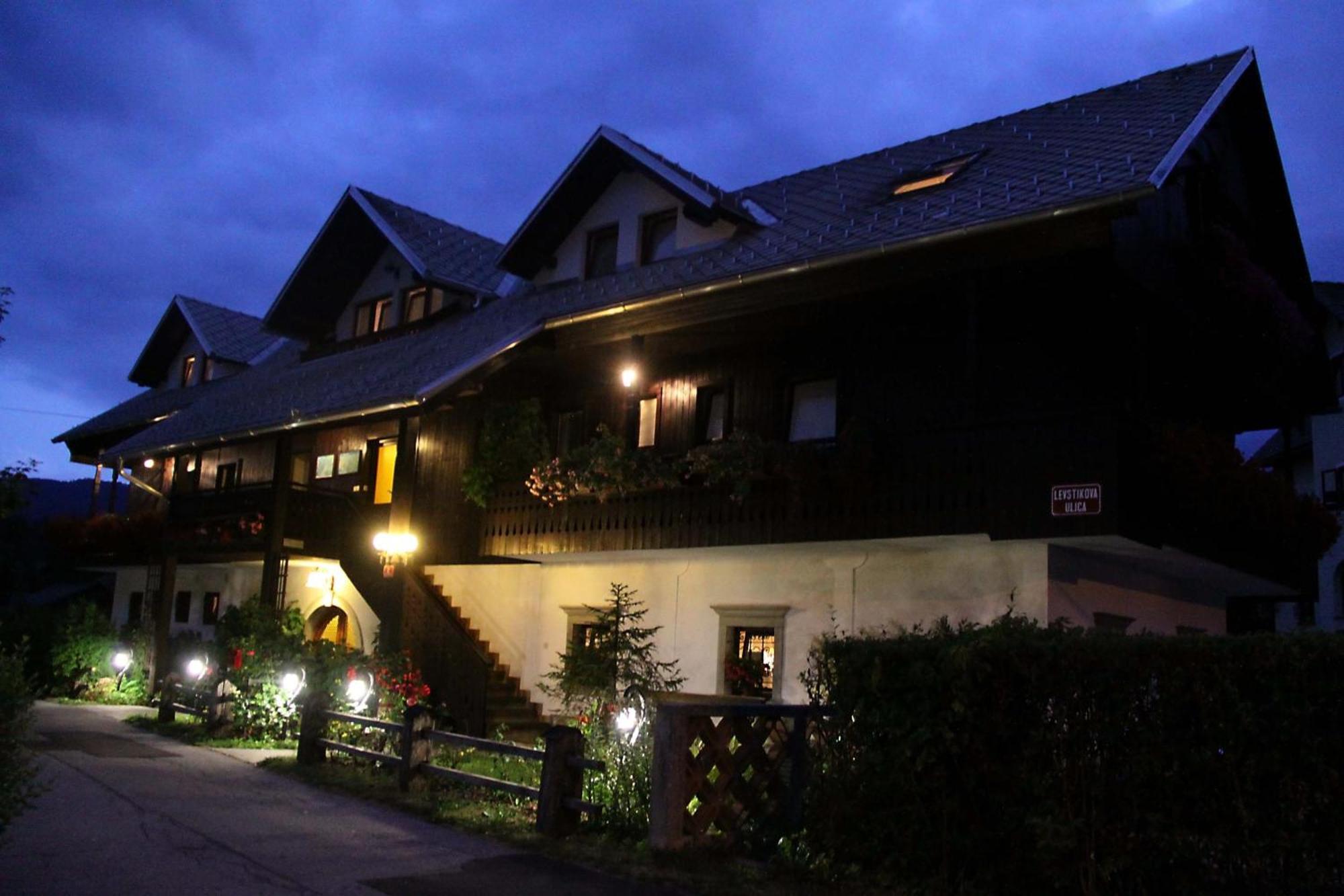 House Klasika - Adults Only Bled Bagian luar foto